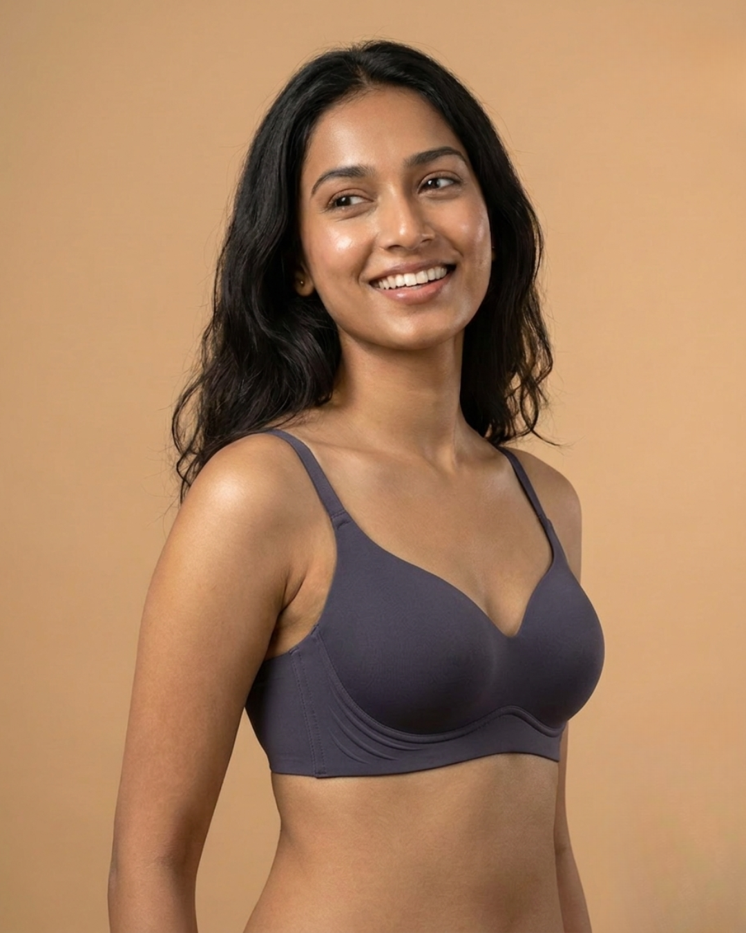 SHAPE Seamless T-Shirt Bra, a smooth moulded cup