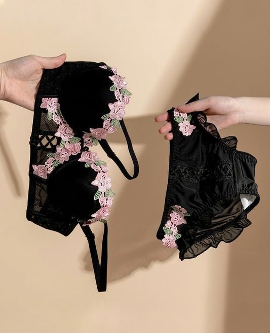 Floral Bra Set black floral embroidery bra and panty detail — SHAPE Lingerie