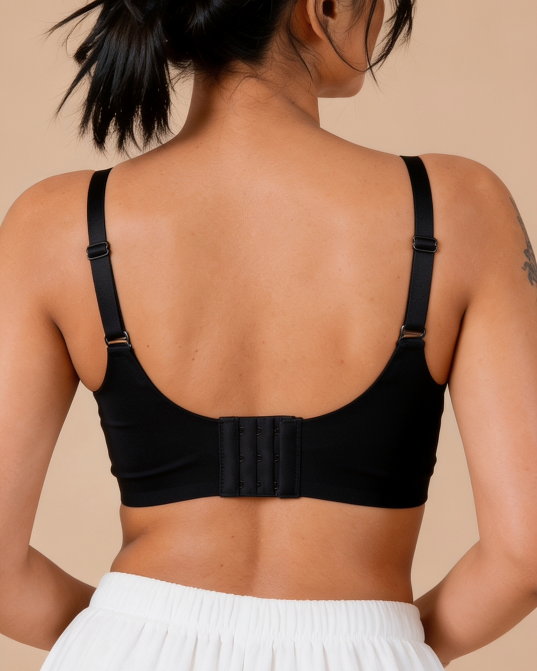 Signature Seamless Bra worn by a model, SHAPE